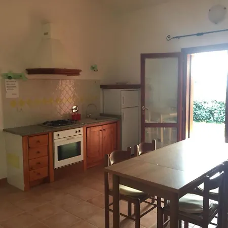 Casa de Férias Villino Monica San Teodoro (Sardinia)